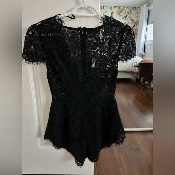 Show Po Romper - Picture 3 of 3